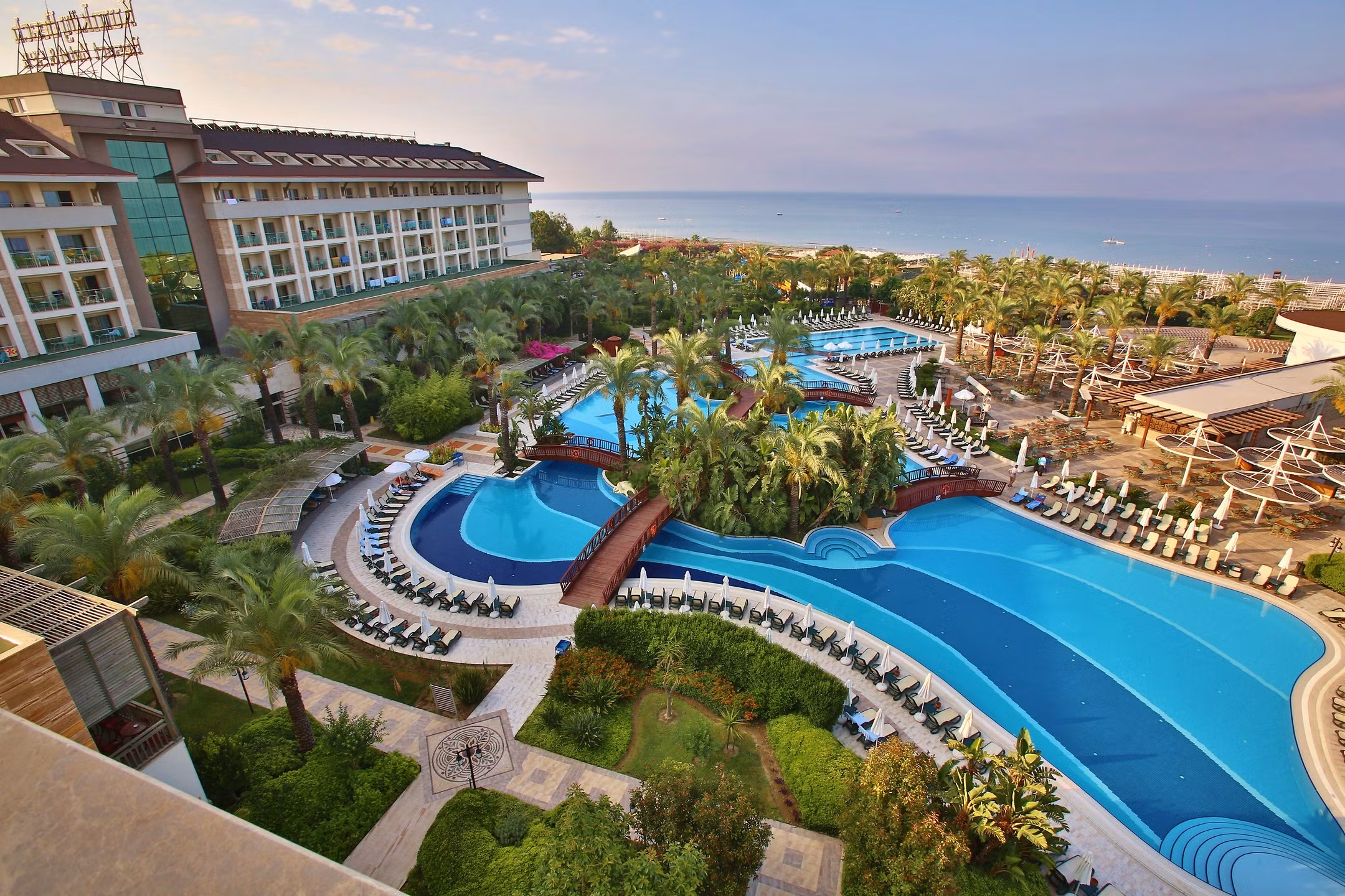 Transfer Antalya Flughafen nach Sunis Kumkoy Beach Resort Privat